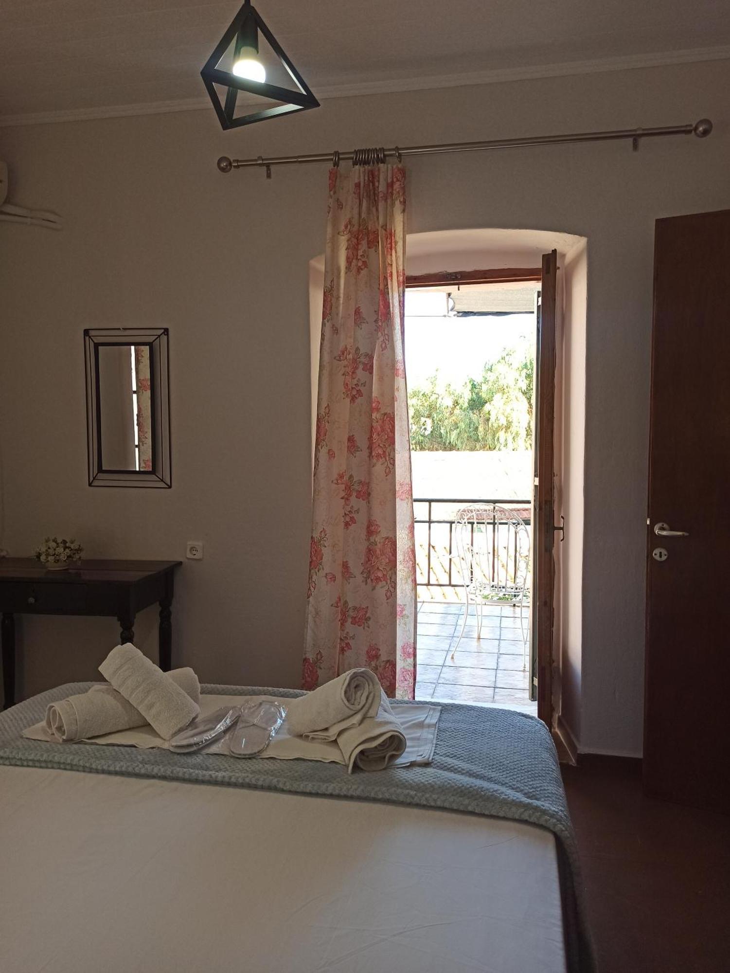 Poseidon Apartments Gaios Dış mekan fotoğraf
