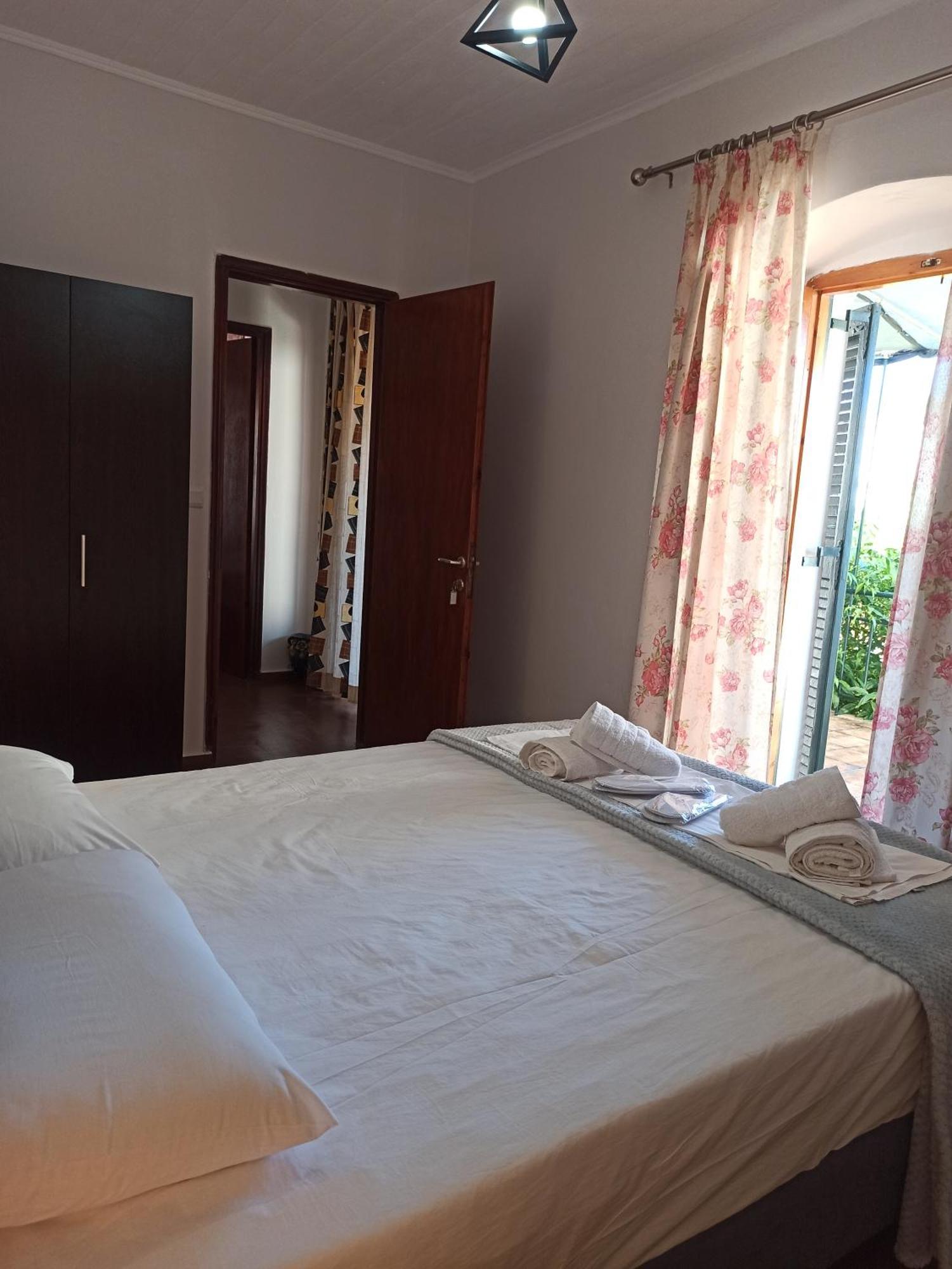 Poseidon Apartments Gaios Dış mekan fotoğraf