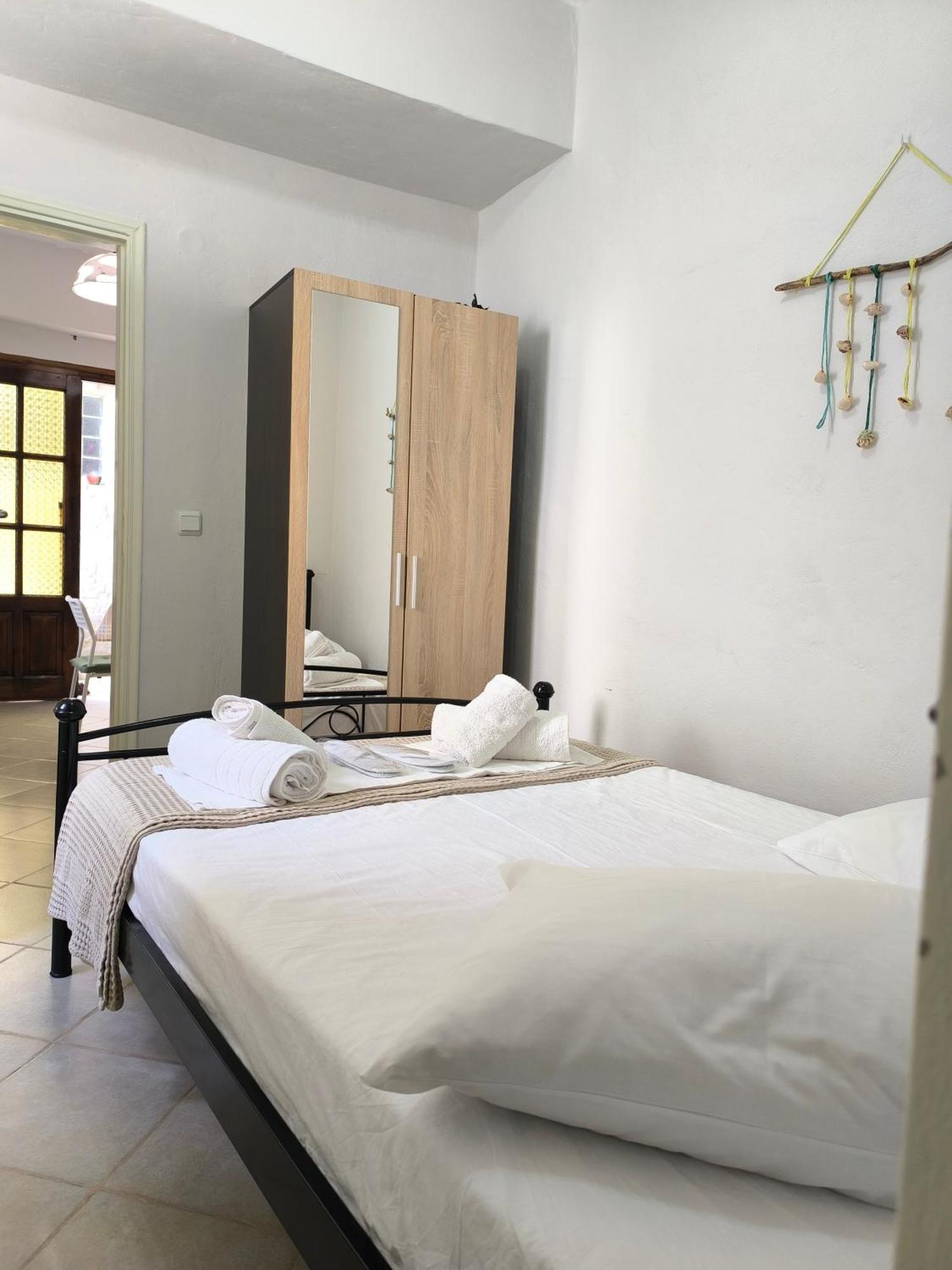 Poseidon Apartments Gaios Oda fotoğraf